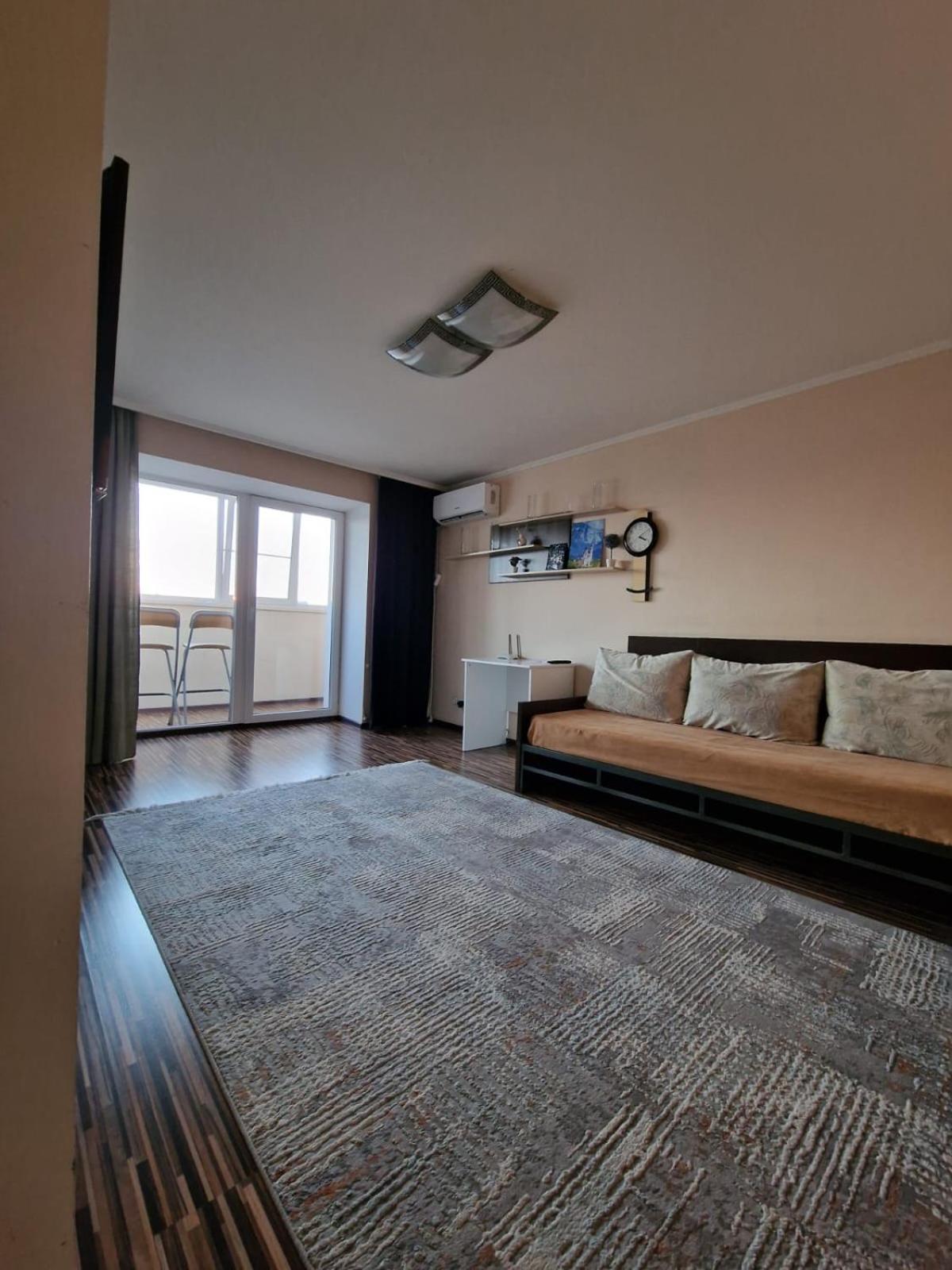 Apartment On Republic Square Ustʼ-Kamenogorsk Exteriér fotografie
